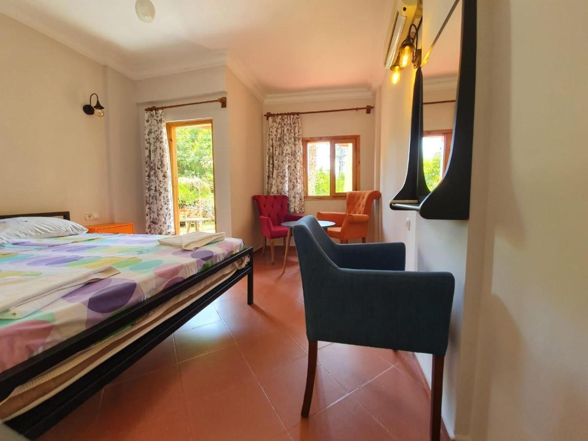 Oblomov Hotel Чирали Экстерьер фото