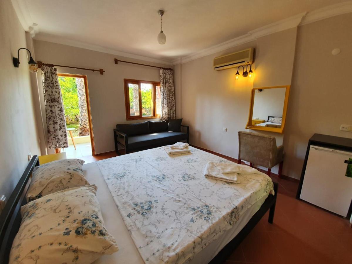 Oblomov Hotel Чирали Экстерьер фото