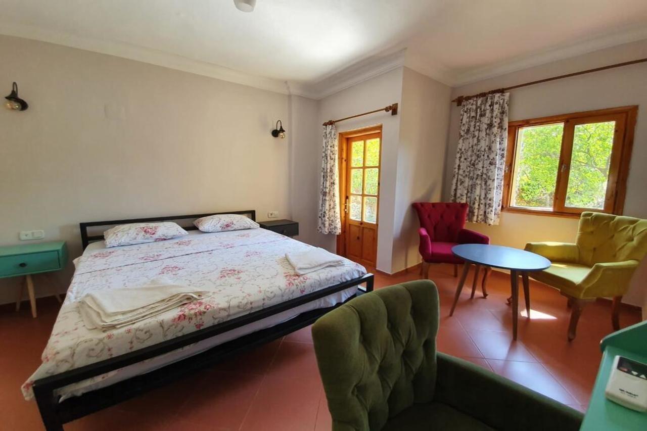 Oblomov Hotel Чирали Экстерьер фото