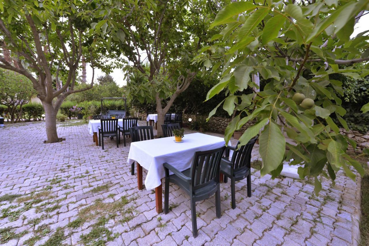 Oblomov Hotel Чирали Экстерьер фото